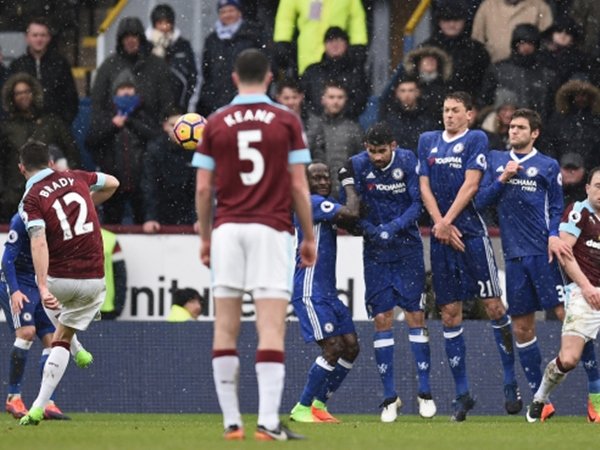 Berita Liga Inggris: Mengapa Burnley Sulit Dikalahkan di Kandang? Ini Jawaban Courtois