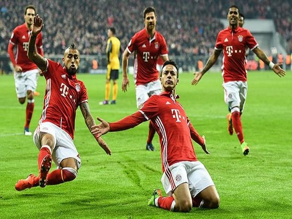 Review Liga Champions: Bayern Muenchen 5-1 Arsenal, The Gunners Remuk