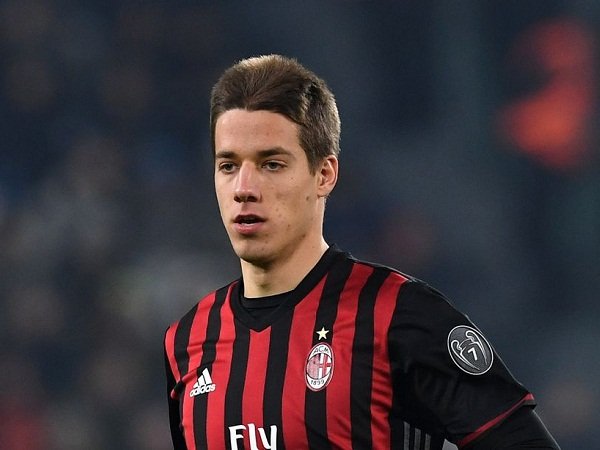 Berita Transfer: Dukung Chelsea, Pasalic Masih Belum Tentukan Masa Depan