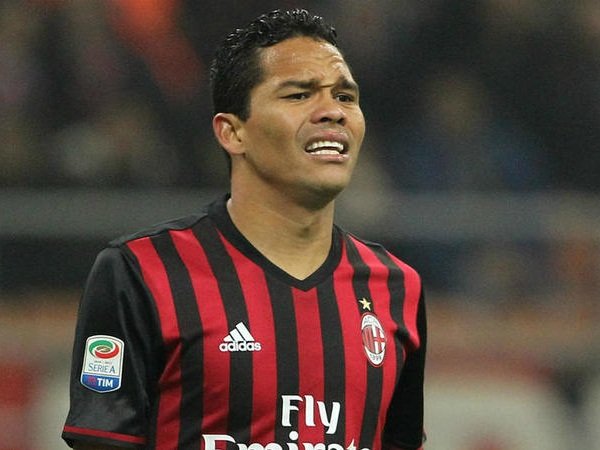 Berita Liga Italia: Bacca Harus Terbiasa dengan Perlakuan Buruk Fans AC Milan