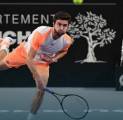 Berita Tenis: Susah Payah, Gilles Simon Awali Petualangan di Marseille