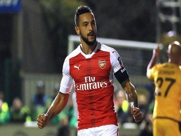 Review Piala FA: Sutton United 0-2 Arsenal, Theo Walcott Cetak Golnya yang ke-100 bagi Arsenal