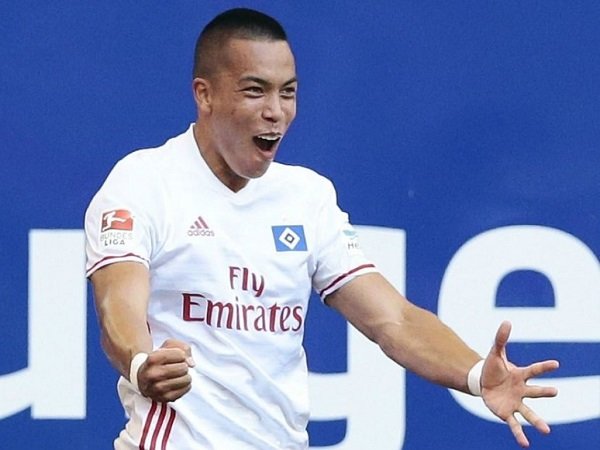 Berita Liga Jerman: Bobby Wood Berharap Tampil Saat Hamburg Lawan Bayern Munich