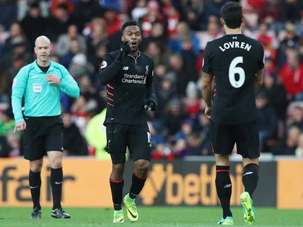 Berita Liga Inggris: Jelang Hadapi Leicester, Lovren dan Sturridge Absen Berlatih