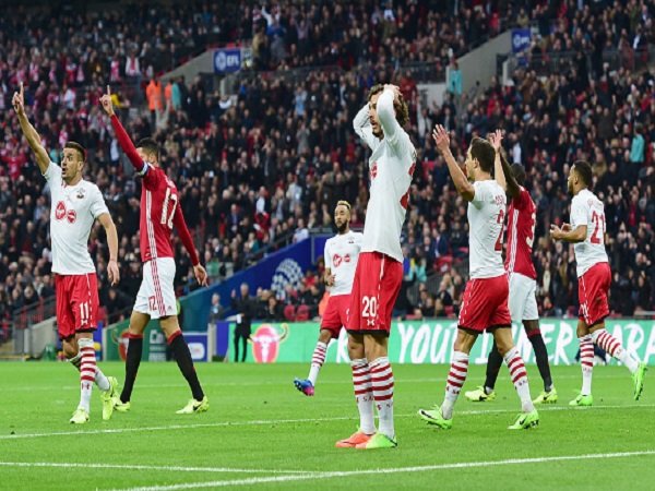 Berita Piala EFL: Jose Mourinho Akui Anak Asuhnya Alami Kelelahan di Partai Final