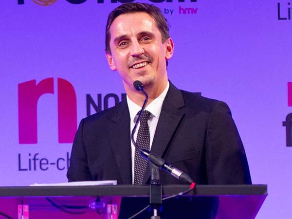 Berita Liga Inggris: Gary Neville Kritik Penampilan Liverpool yang Kurang Energi