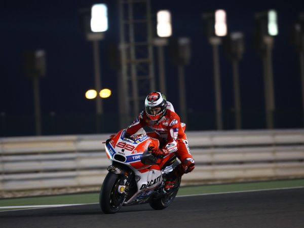 Berita MotoGP: Lima Besar di Hari Pertama Tes Qatar, Lorenzo Ingin Buat Perayaan