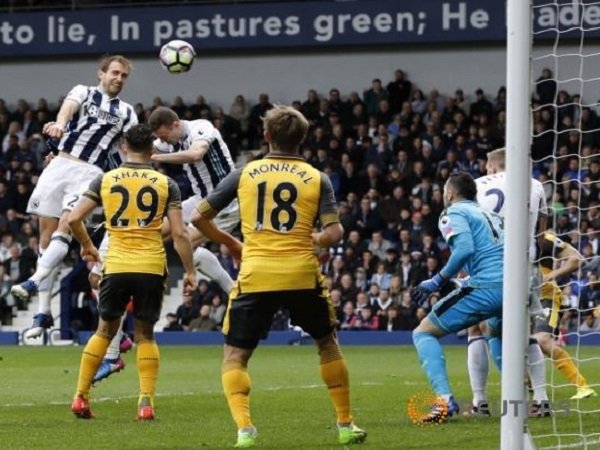 Berita Liga Inggris: Craig Dawson Ingin Bermain Di Posisi Bek Tengah