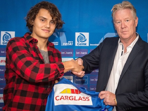 Berita Transfer: Wonderkid Manchester City, Enes Unal Tolak Kembali ke Turki