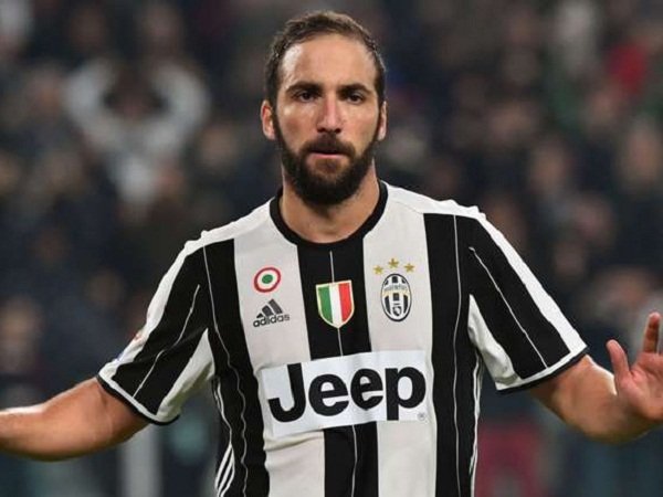 Berita Liga Italia: Cavani Klaim Higuain Sudah Siapkan Diri untuk Diejek