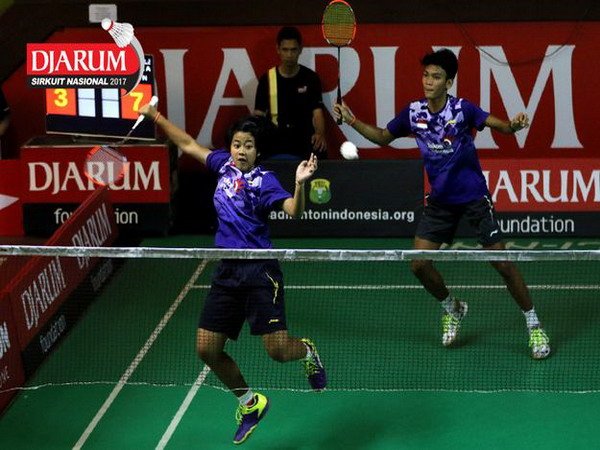 Berita Badminton: Fikri/Hilda Sukses Juara Taruna Ganda Campuran Djarum Sirnas Kaltim 2017