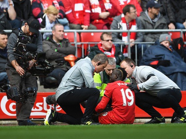 Berita Liga Inggris: Jurgen Klopp Berharap Cedera Lutut Sadio Mane Tidak Serius