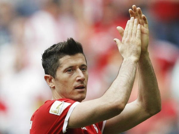 Berita Liga Jerman: Lewandowski Desak Bayern untuk Tetap Menekan