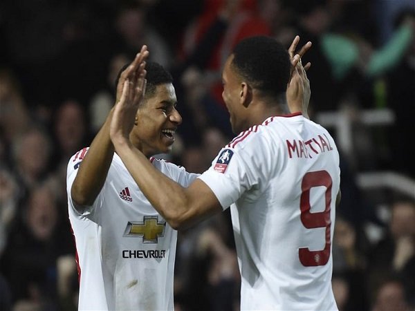 Berita Liga Inggris: Jamie Carragher Kritik Performa Anthony Martial dan Marcus Rashford