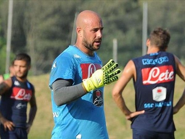 Berita Coppa Italia: Napoli Berharap Reina Bugar untuk Hadapi Juventus