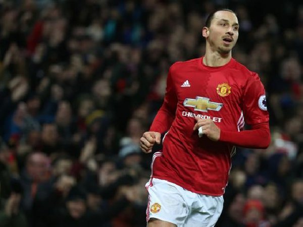 Berita Liga Inggris: Kembali Telan Hasil Imbang, Ibrahimovic Beri Ultimatum