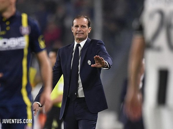 Berita Liga Champions: Juve Dikritisi Soal Permainan Bertahan, Allegri: Jika Ingin Tontonan Atraktif Pergi Saja ke Sirkus