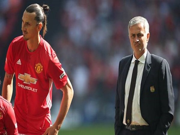 Berita Liga Europa: Mourinho Pastikan Ibrahimovic Tampil Kontra Anderlecht