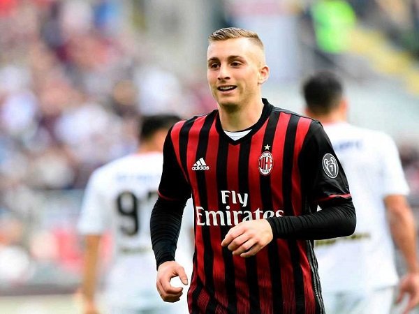 Berita Liga Italia: AC Milan Lakukan Pembicaraan dengan Barcelona Soal Masa Depan Gerard Deulofeu