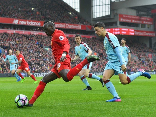 Berita Liga Inggris: Sadio Mane Akan Jalani Operasi Lutut Pada Hari Selasa