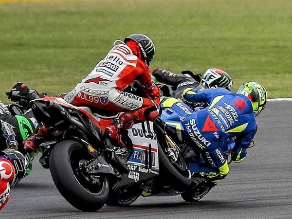 Berita MotoGP: Gagal Raup Poin di Argentina, Iannone Salahkan Lorenzo dan Penalti