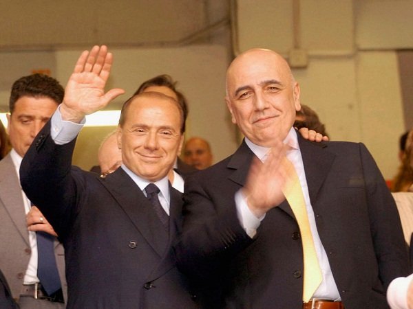 Berita Liga Italia: Tulis Surat Terbuka, Berlusconi Ungkap Kesedihannya Lepas Milan