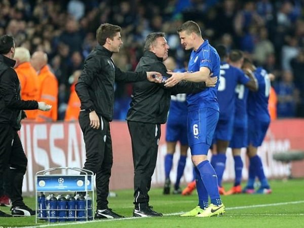 Berita Liga Champions: 4 Hari Lagi, Craig Shakespeare Akan Putuskan Pengganti Robert Huth