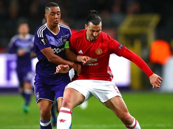 Berita Transfer: Diawasi Oleh Inter, Gelandang Anderlecht ini Tak Tutup Peluang Hengkang