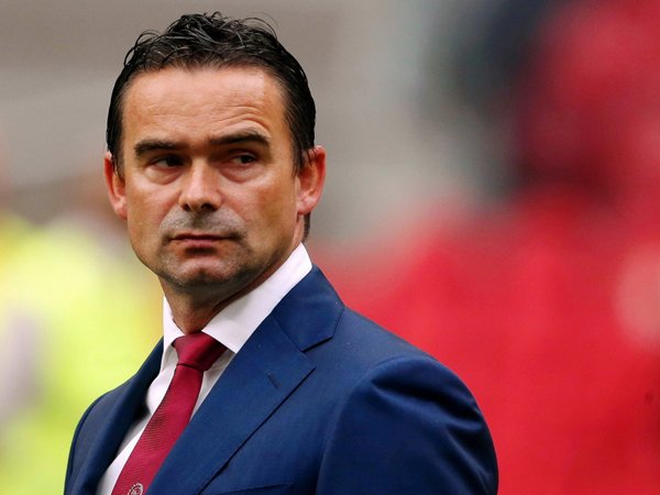 Berita Liga Inggris: Overmars Tanggapi Rumor Terkait Arsenal