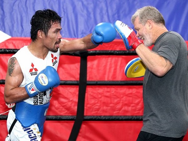 Berita Tinju: Roach: Pacquiao Belum Habis, Horn Akan Menjalani Laga Berat