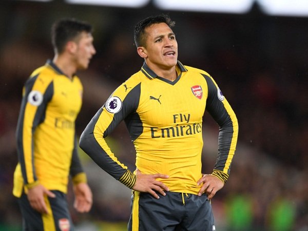 Berita Transfer: Bersama Chelsea, City Masuk Blacklist Arsenal untuk Transfer Alexis Sanchez