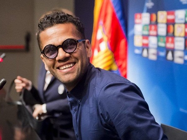 Berita Liga Champions: Puji Dani Alves, Monchi Sebut Juventus Miliki Pertahanan Terbaik