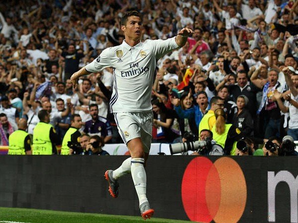 Berita Liga Champions: Ronaldo Desak Fans Real Madrid Untuk Berhenti Mengejeknya