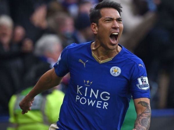 Berita Liga Inggris: Ulloa Pertimbangan Bertahan di Leicester City