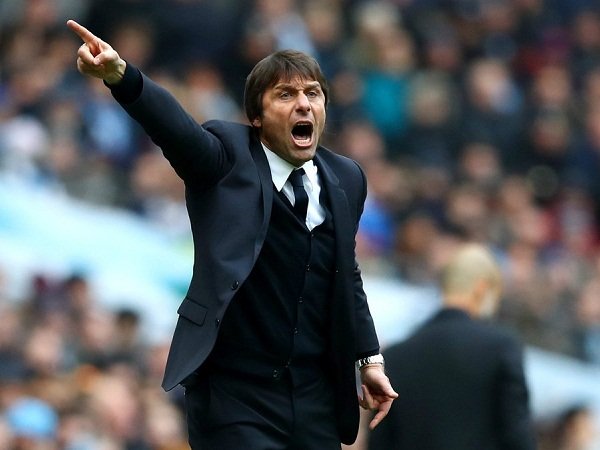 Berita Liga Inggris: Conte Klarifikasi Perbandingan Antara Chelsea dan Juventus