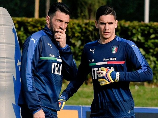 Berita Transfer: Agen Buka Peluang Alex Meret Jadi Pewaris Buffon di Juventus