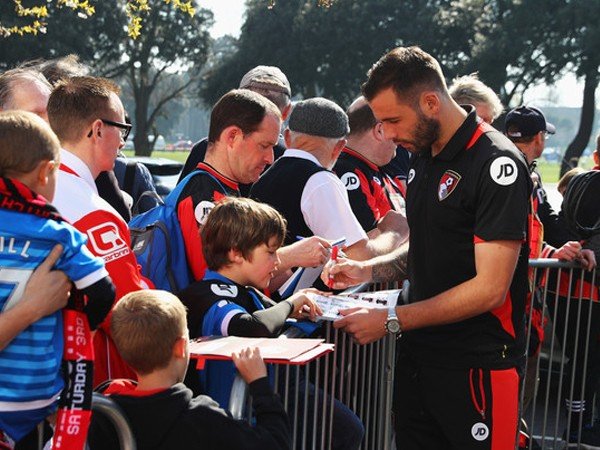 Berita Liga Inggris: Steve Cook Perpanjang Kontrak Empat Tahun di Bournemouth