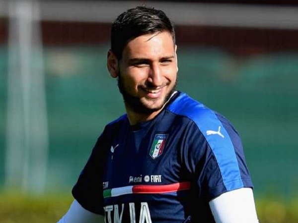 Berita Liga Italia: Kiper Legendaris Milan Sebut Donnarumma Hutang Penjelasan Tolak Kontrak Baru