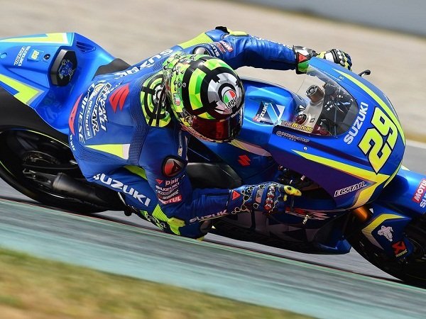 Berita MotoGP: Legenda MotoGP Sebut Iannone Tak Lagi Fokus pada Balapan