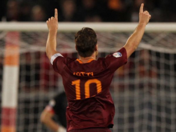 Berita Liga Italia: Totti Siap Jabat Posisi Direktur AS Roma