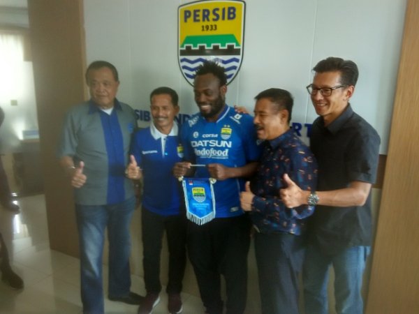 Berita Liga 1 Indonesia: Kesan dan Pengalaman Essien Setengah Tahun Berkarier di Indonesia