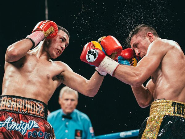 Benavidez Juara Dunia Termuda Dalam Sejarah Tinju, Usyk Pertahankan Gelar di Turnamen WBSS