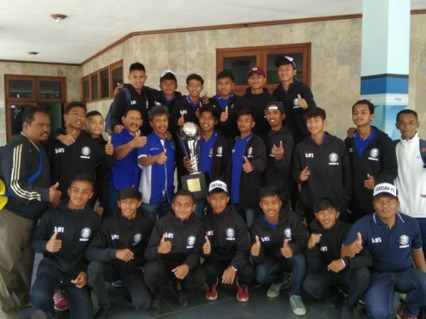 Fanshop FC, Jawara Piala Menpora Yang Bermain Dengan Keterbatasan Dana