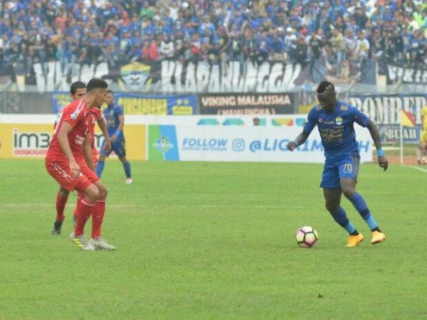 Kembali Main Sore, Persib Dibayangi Kutukan Sulit Menang