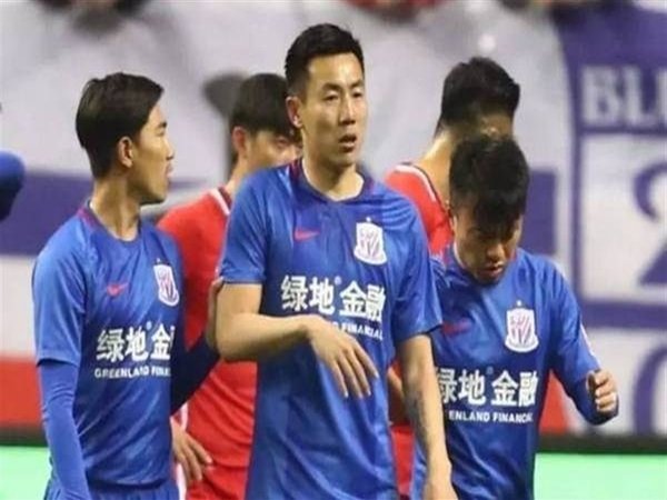 Bos Shanghai Shenhua Akui Bersalah Atas Pemilihan Pelatih dan Pemain