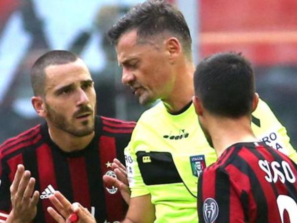 Leonardo Bonucci Dijatuhi Larangan Dua Kali Bertanding