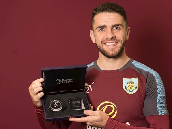 Buat Penampilan Ke-100 di Premier League, Robbie Brady Bangga