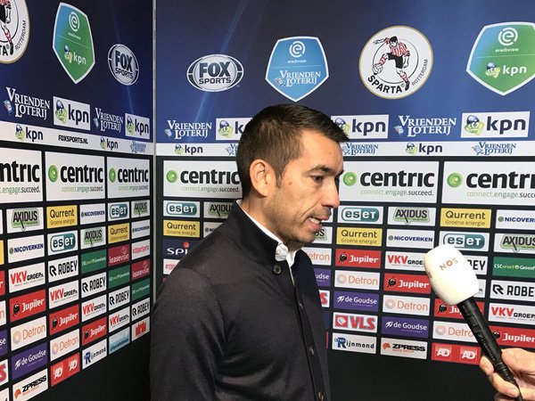 Feyenoord Menangi Derby Rotterdam, Van Bronckhorst: Hari Yang Membahagiakan