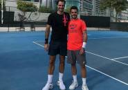 Thomas Fabbiano Berlatih Bersama Roger Federer Di Dubai