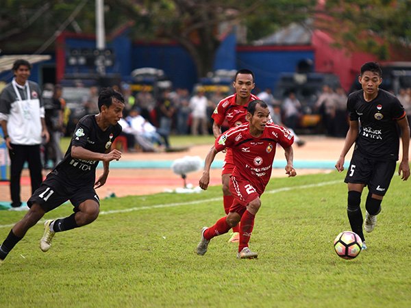 Riko Simanjuntak dan Asri Akbar Dikontrak Persija 2 Tahun